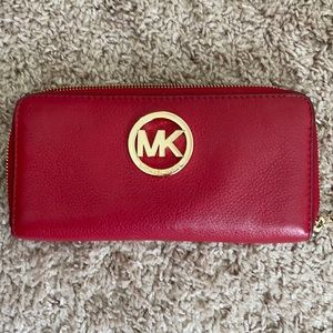 Woman’s wallet